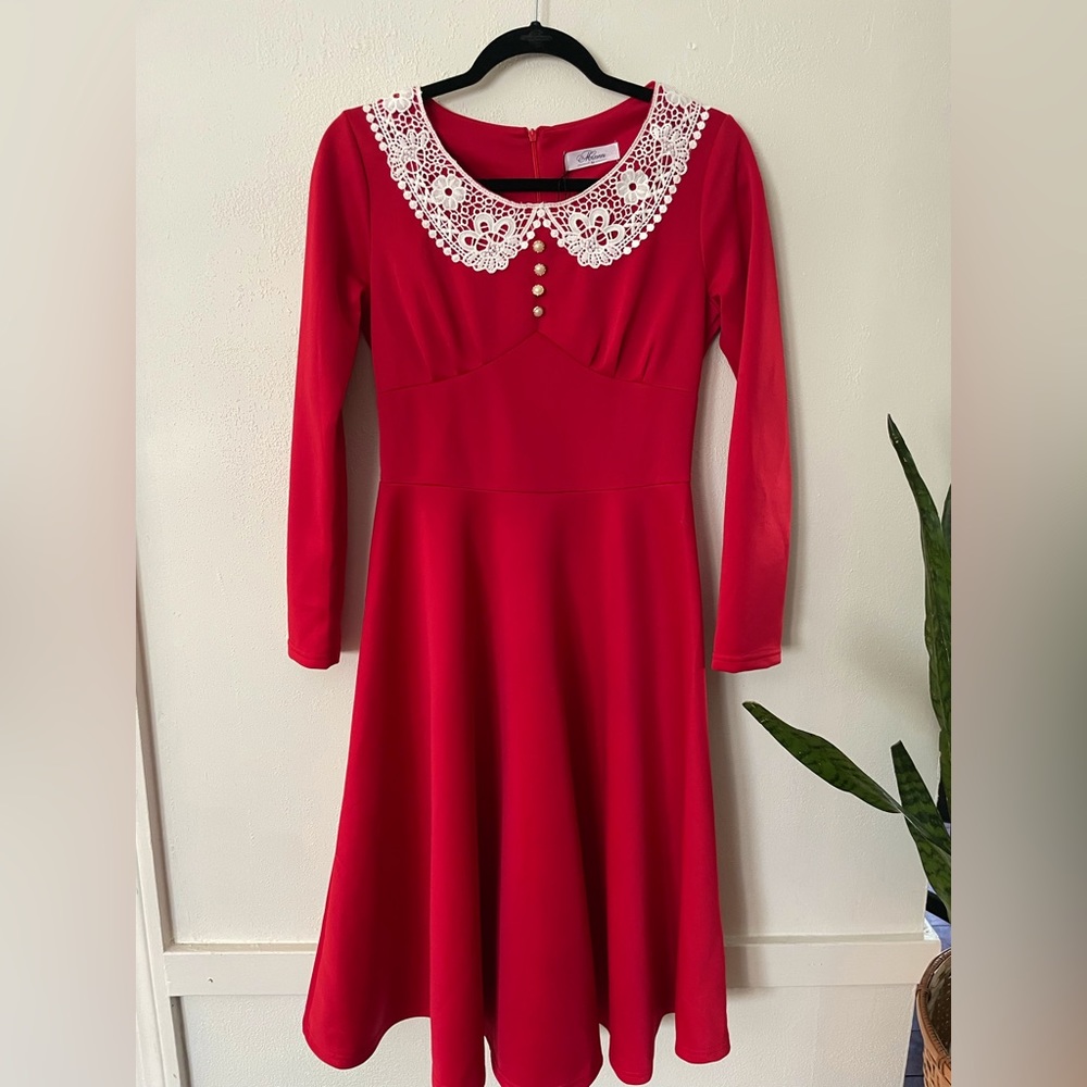 Vintage Long Sleeve Red Dress with Lace Collar - Size M